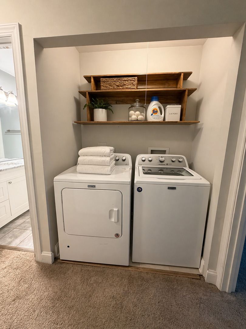 345 Gregory Street, Aurora, IL 60504