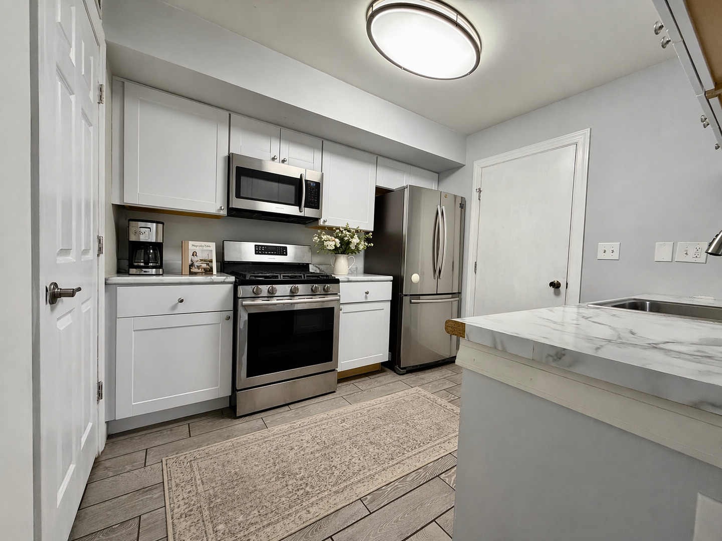 345 Gregory Street, Aurora, IL 60504