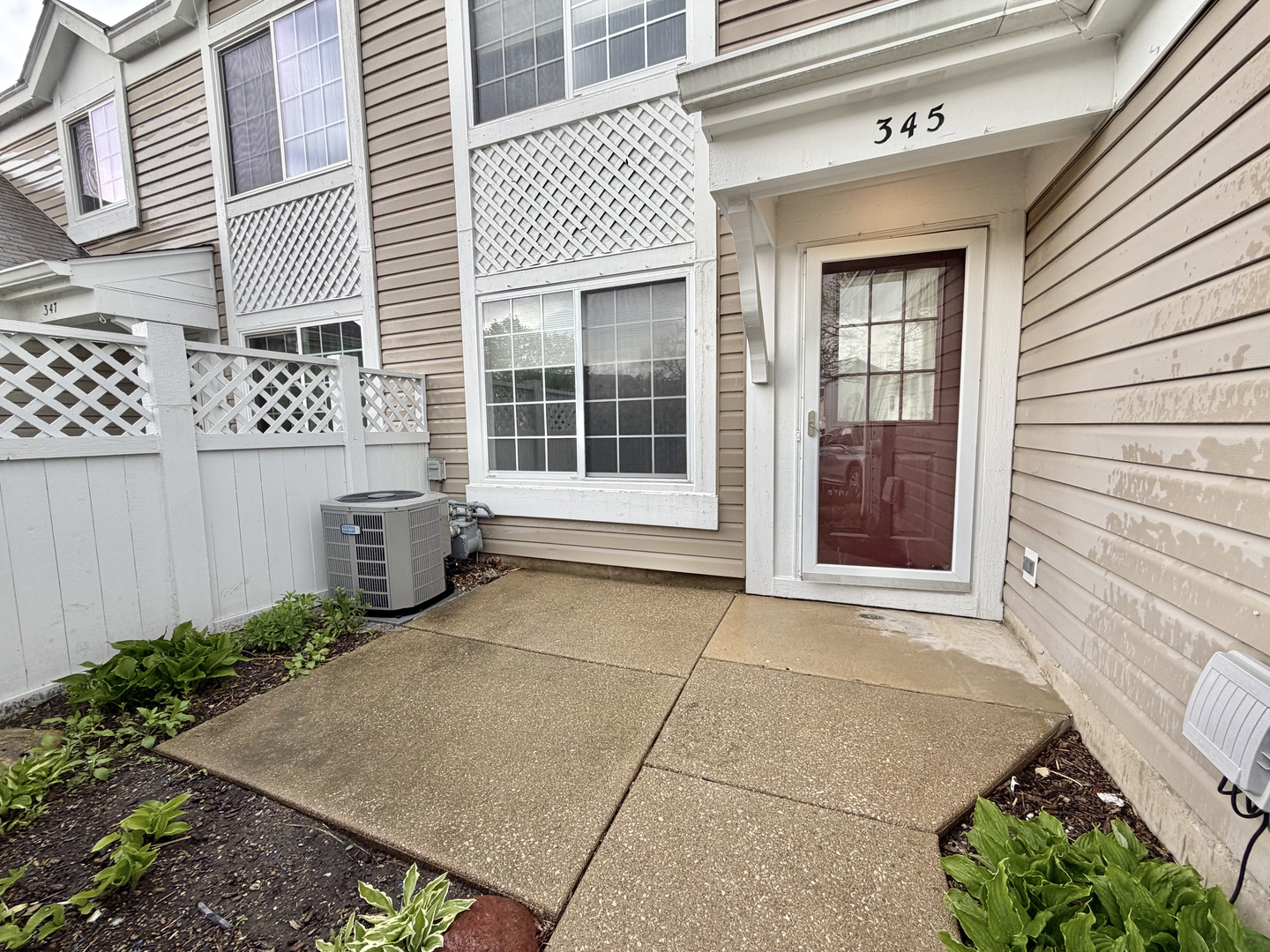 345 Gregory Street, Aurora, IL 60504