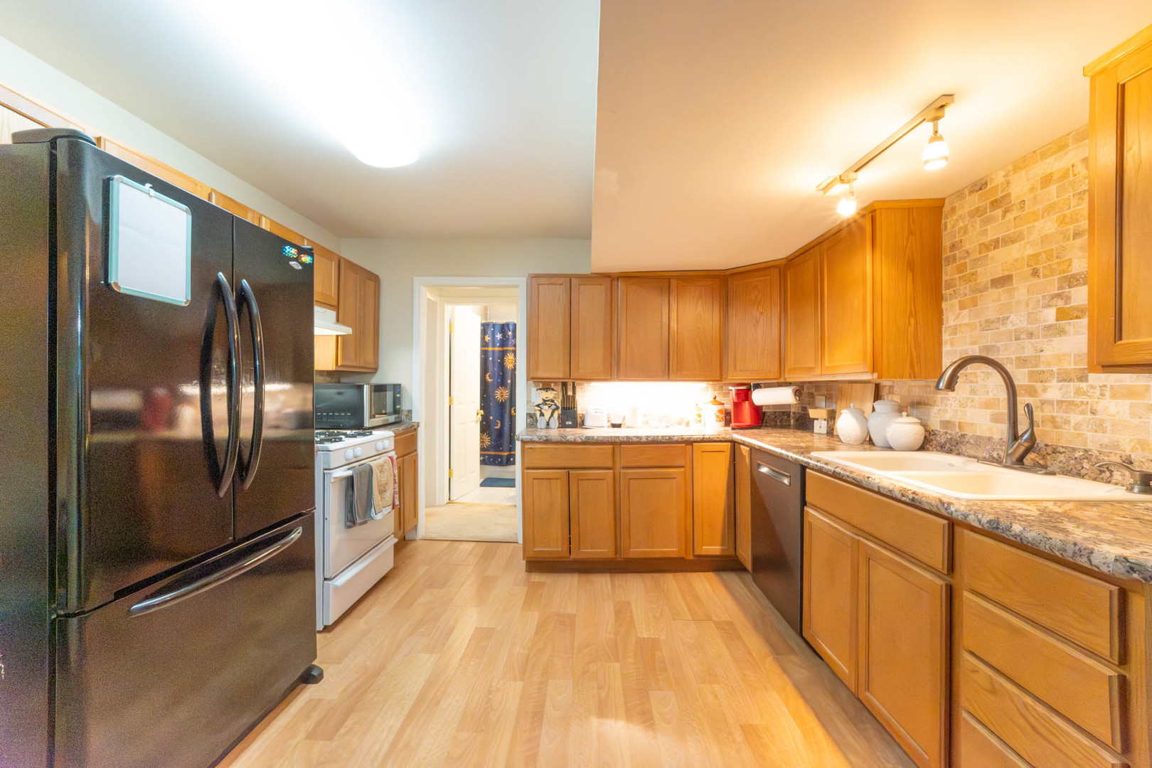 222 Highmoor Drive, Round Lake Park, IL 60073