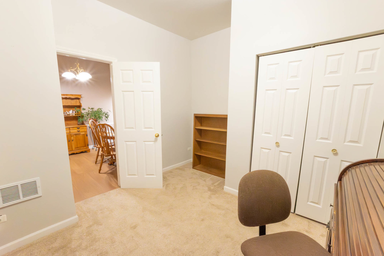 222 Highmoor Drive, Round Lake Park, IL 60073