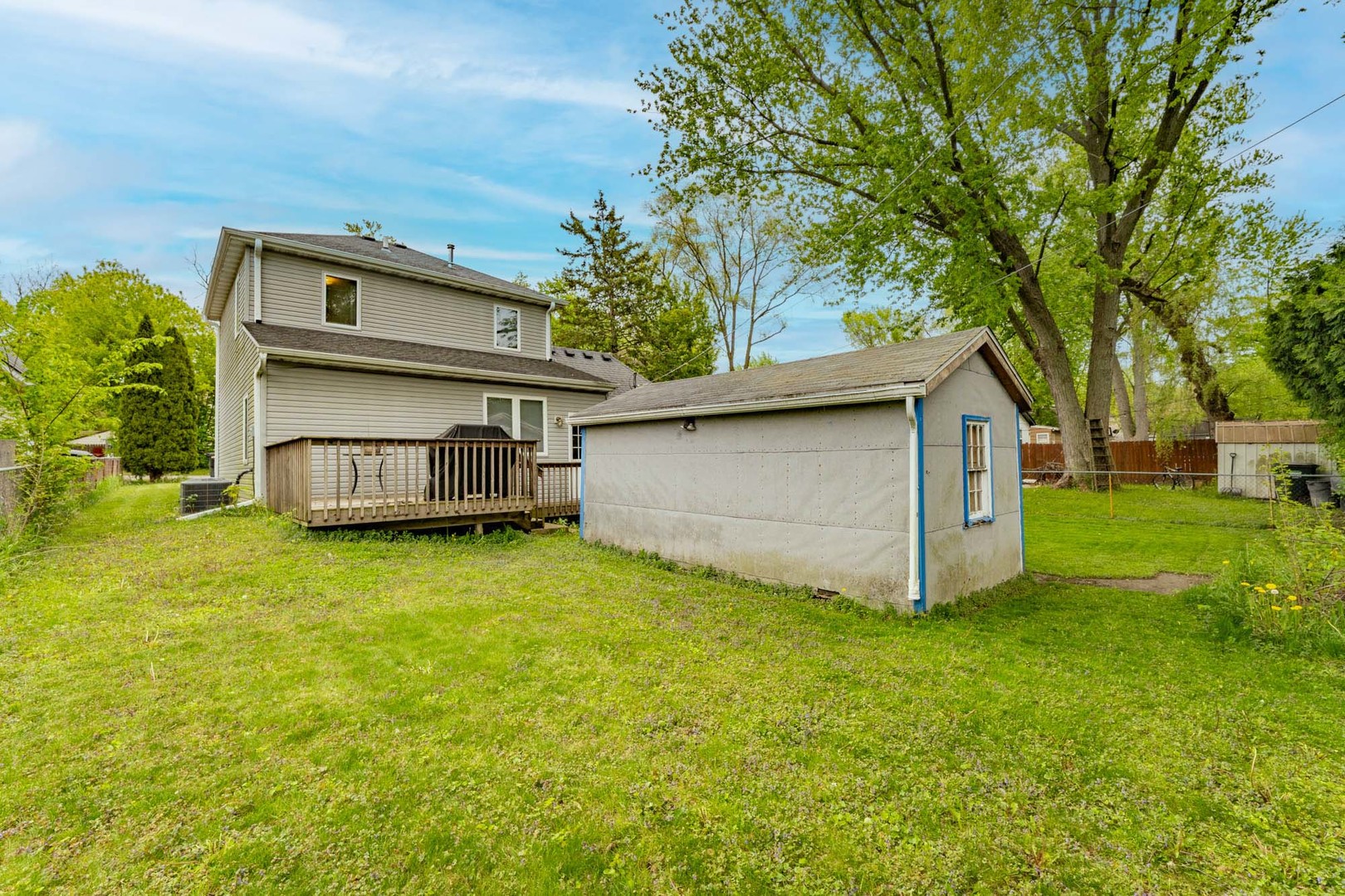 222 Highmoor Drive, Round Lake Park, IL 60073