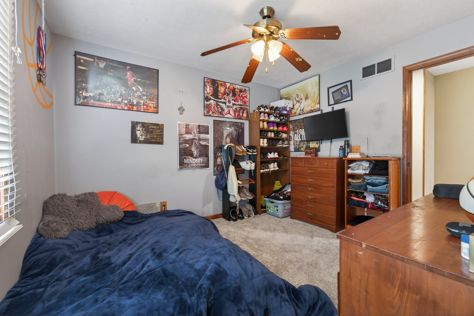 1005 Asbury Farms CC Court, Normal, IL 61761