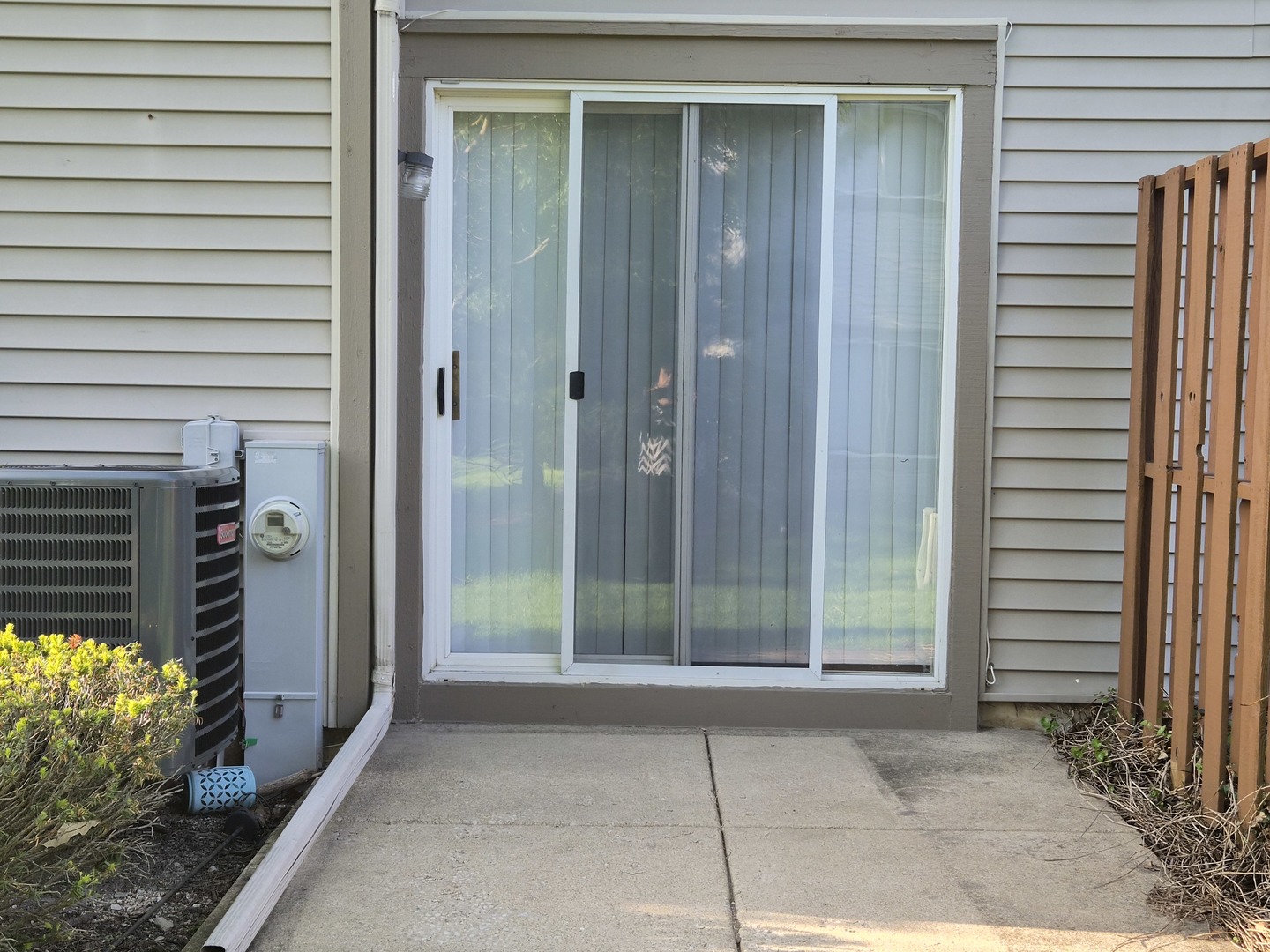 1015 Woodview Court #1015, Aurora, IL 60502