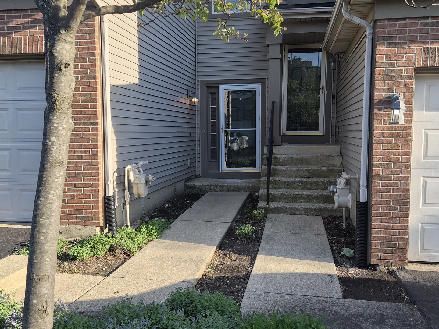 1015 Woodview Court #1015, Aurora, IL 60502