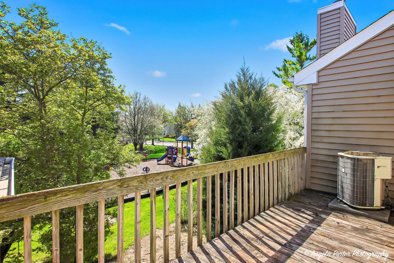 512 W Happfield Drive, Arlington Heights, IL 60004