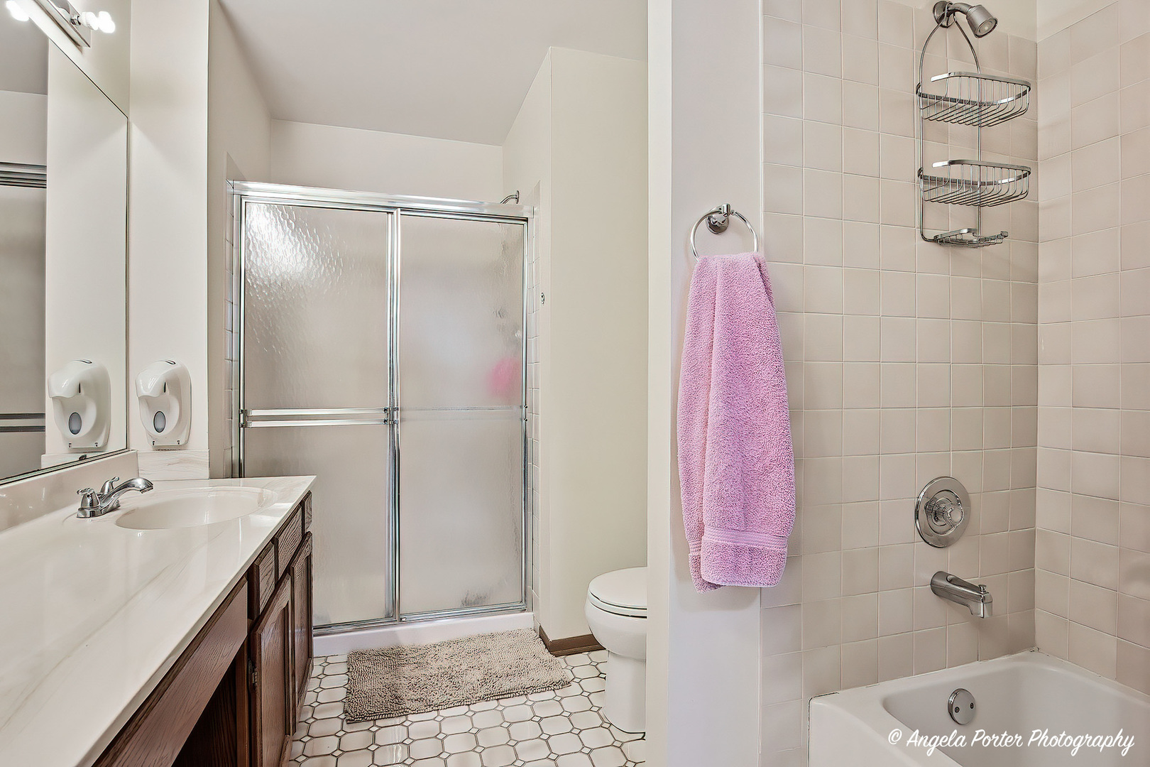 512 W Happfield Drive, Arlington Heights, IL 60004