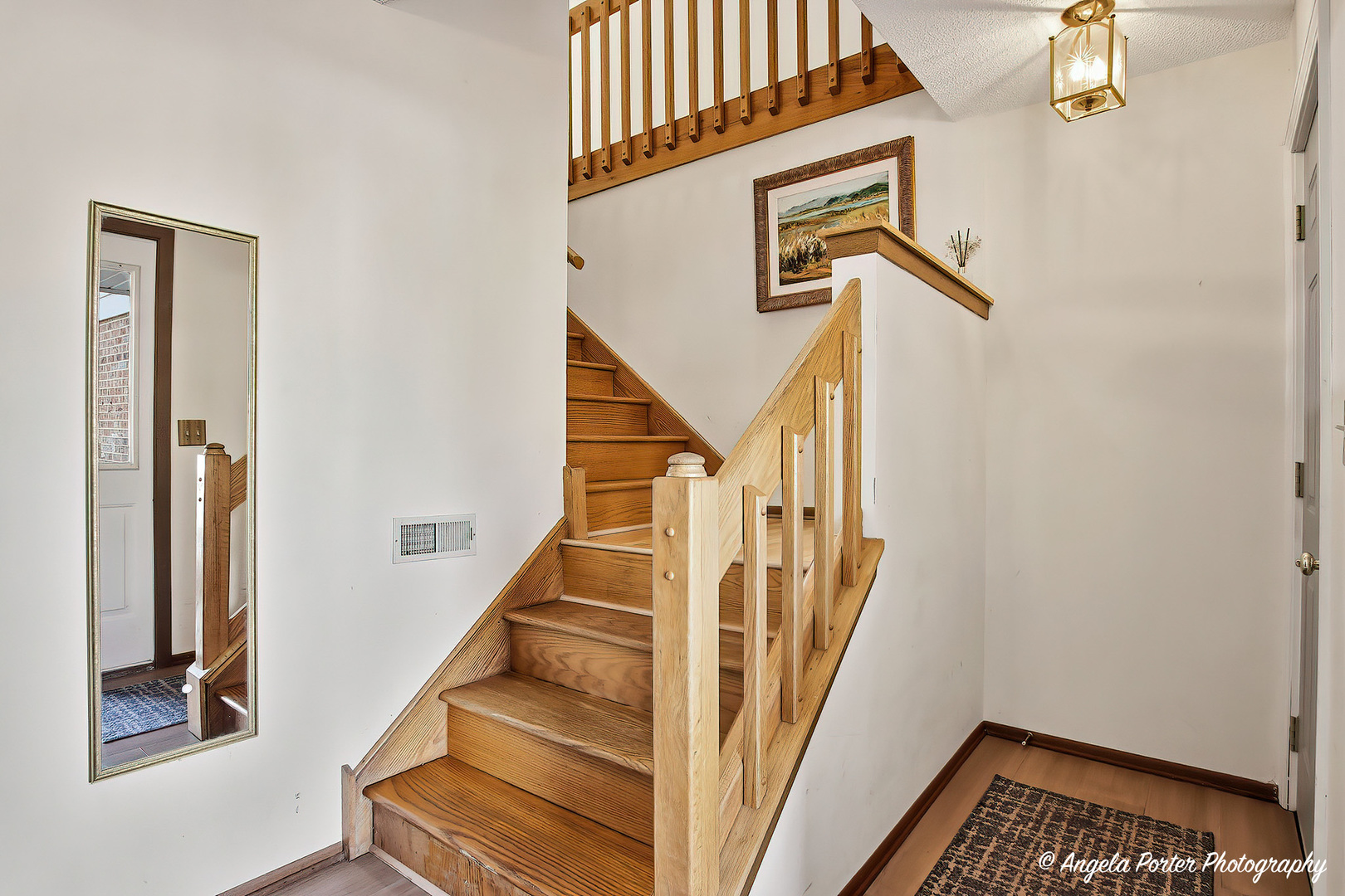 512 W Happfield Drive, Arlington Heights, IL 60004