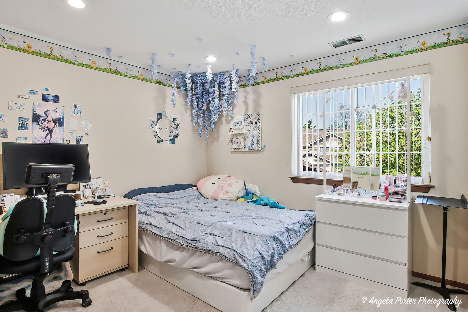 512 W Happfield Drive, Arlington Heights, IL 60004