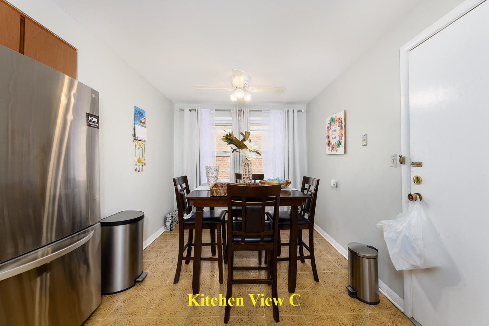 4401 N Newcastle Avenue, Harwood Heights, IL 60706