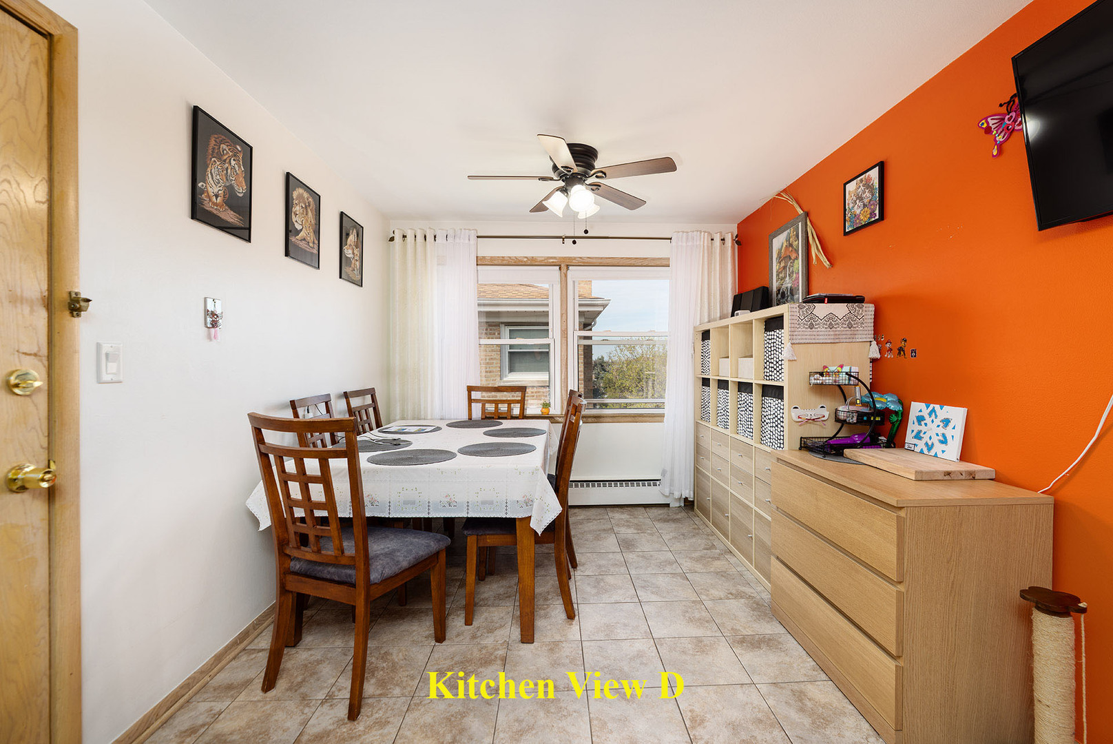 4401 N Newcastle Avenue, Harwood Heights, IL 60706