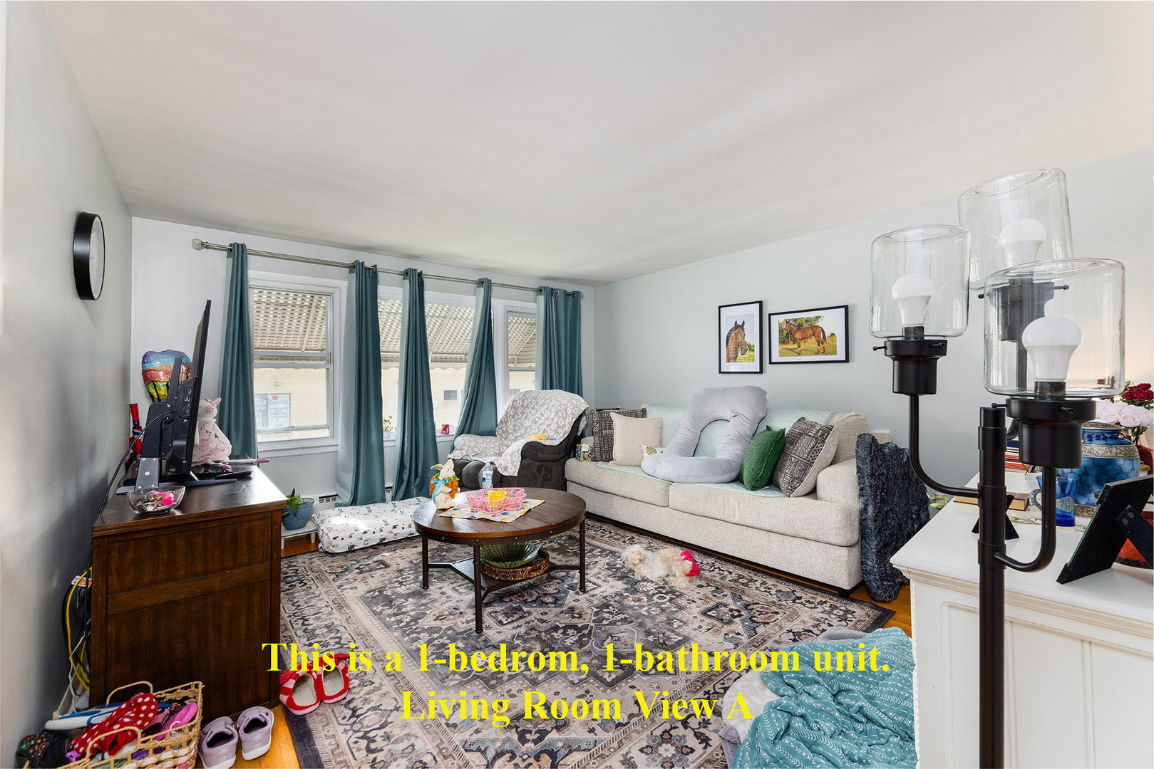 4401 N Newcastle Avenue, Harwood Heights, IL 60706