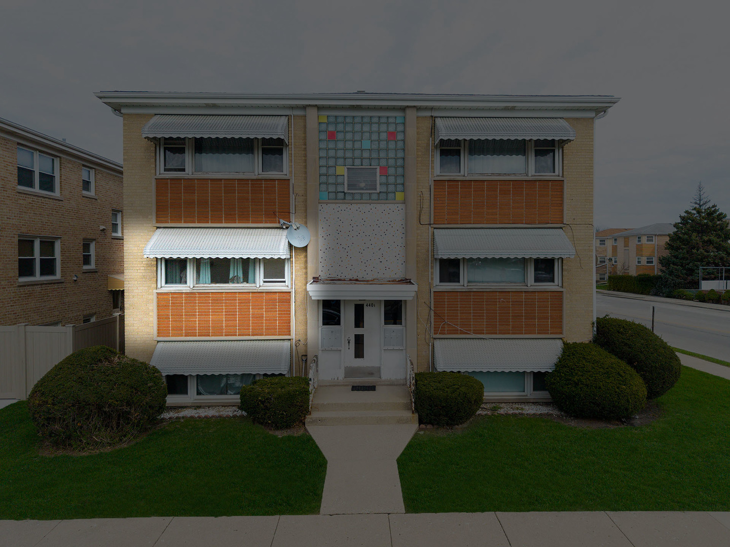 4401 N Newcastle Avenue, Harwood Heights, IL 60706