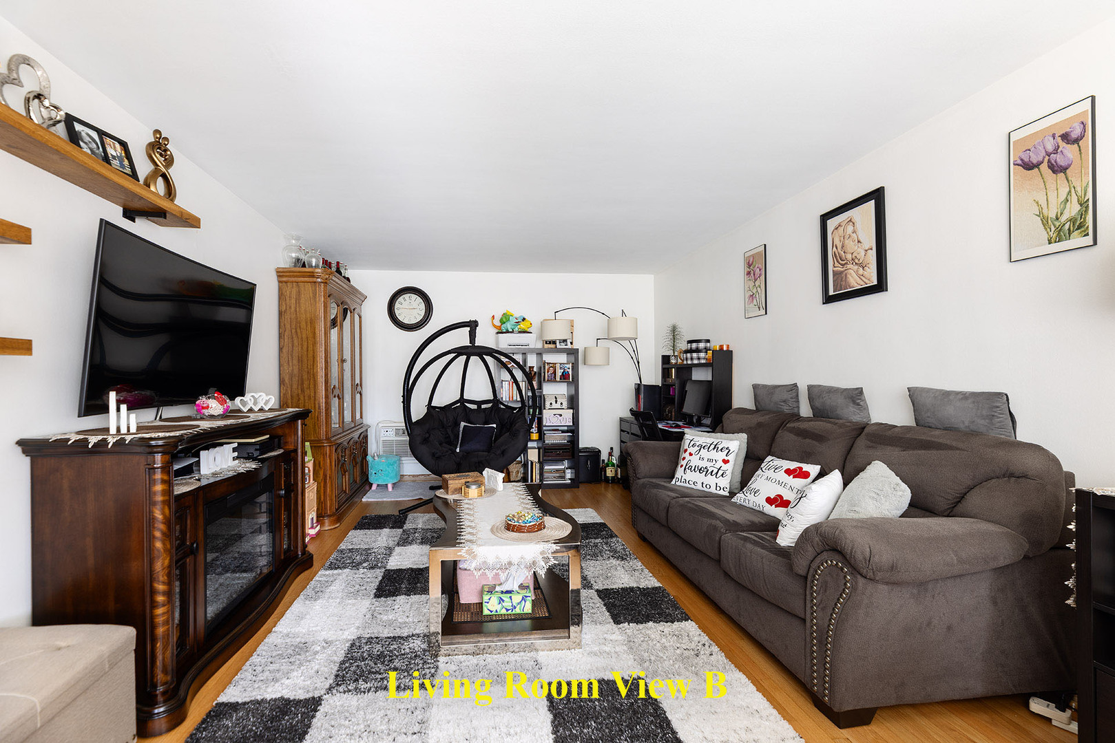 4401 N Newcastle Avenue, Harwood Heights, IL 60706