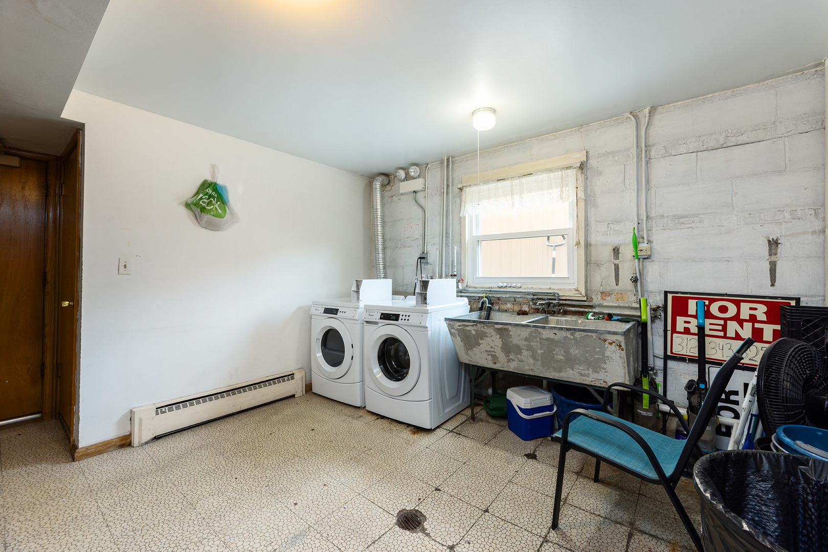 4401 N Newcastle Avenue, Harwood Heights, IL 60706