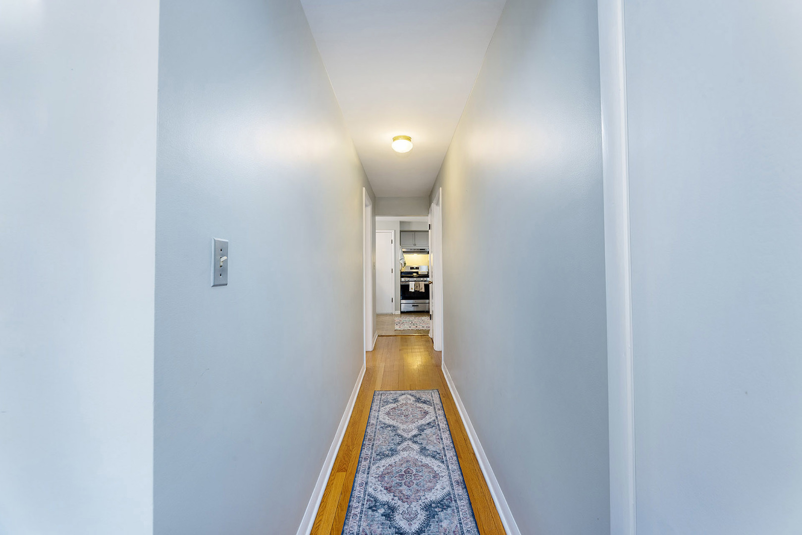 4401 N Newcastle Avenue, Harwood Heights, IL 60706