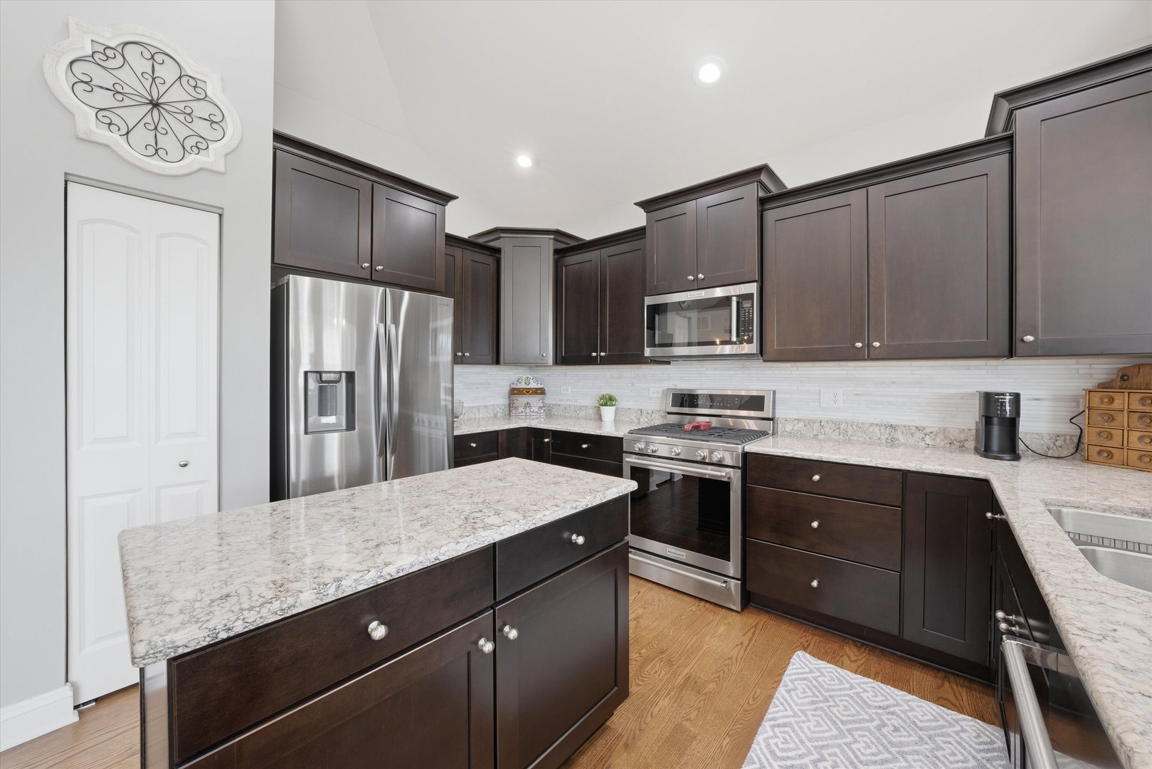 Naperville, IL 60564