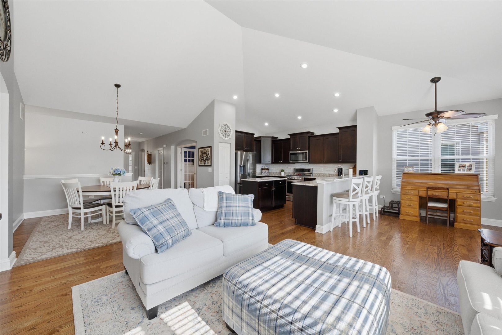 Naperville, IL 60564