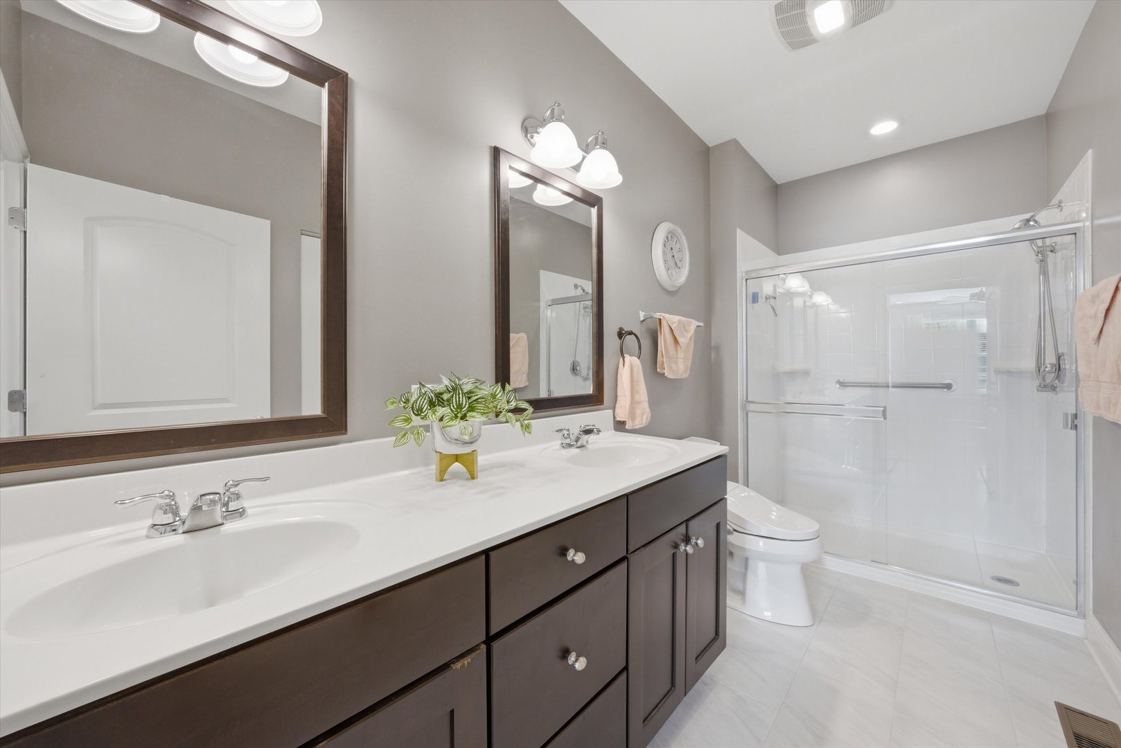 Naperville, IL 60564