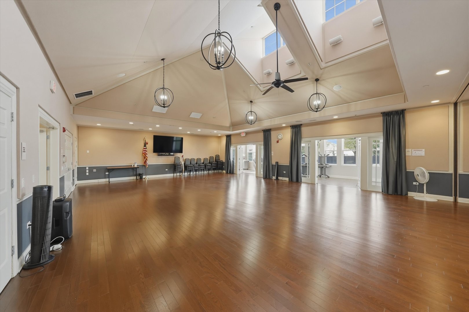 Naperville, IL 60564