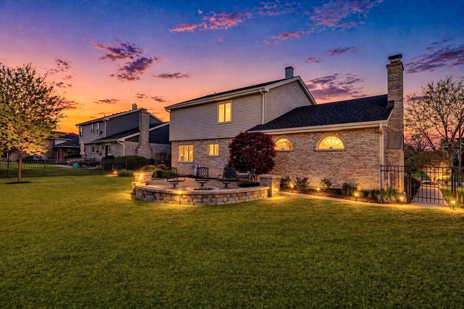 1813 Chippingham Road, Woodridge, IL 60517