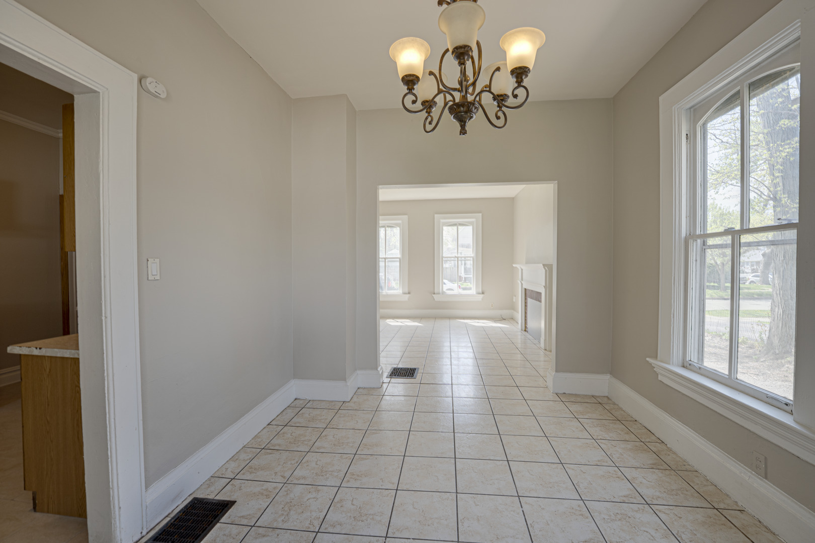 373 Cedar Street #373, Aurora, IL 60506