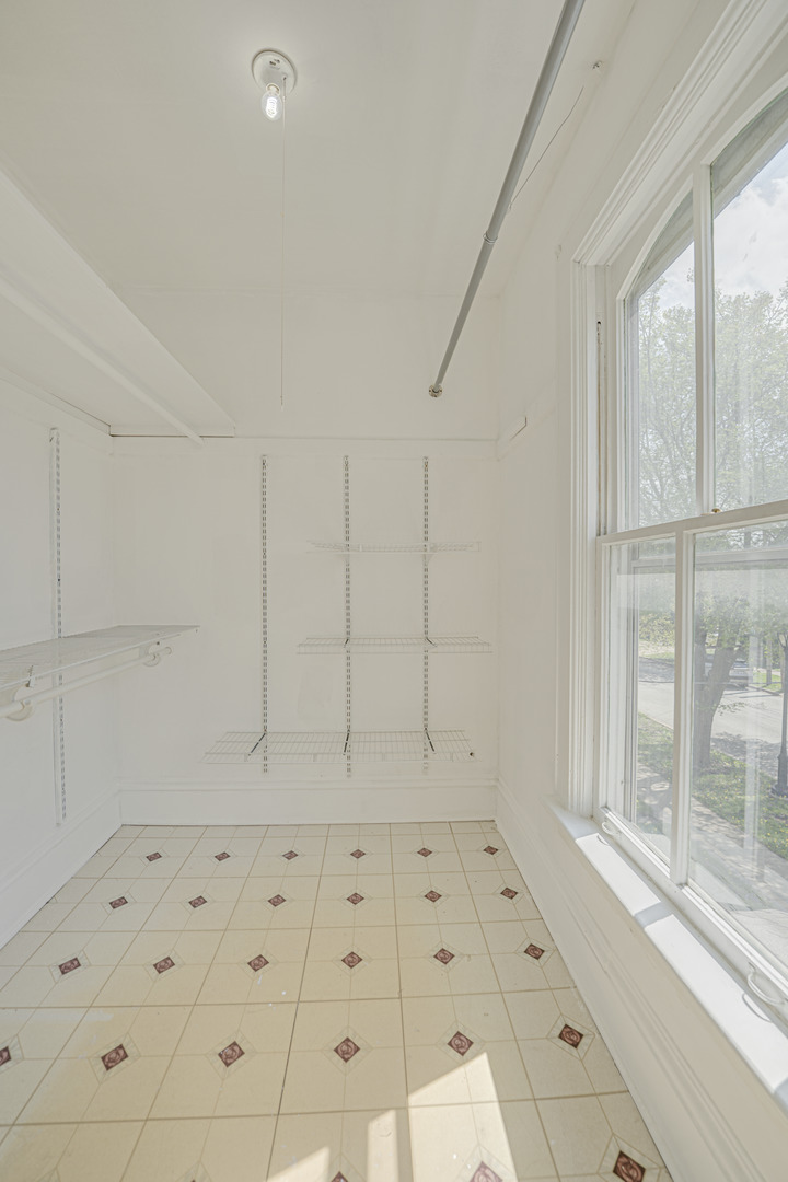 373 Cedar Street #373, Aurora, IL 60506