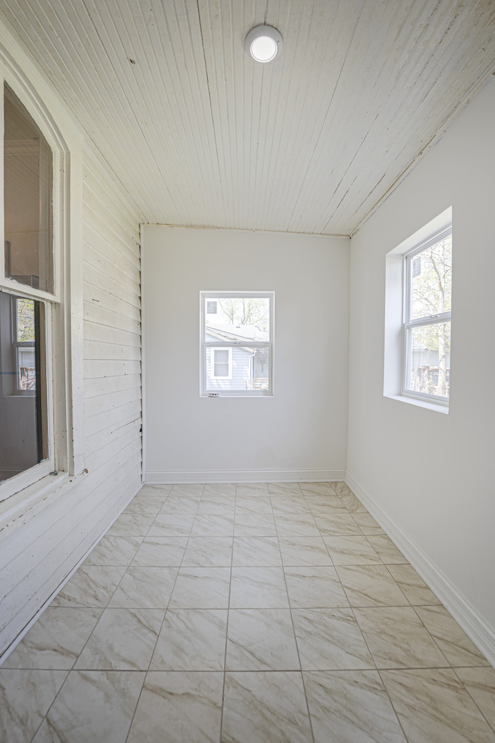 373 Cedar Street #373, Aurora, IL 60506