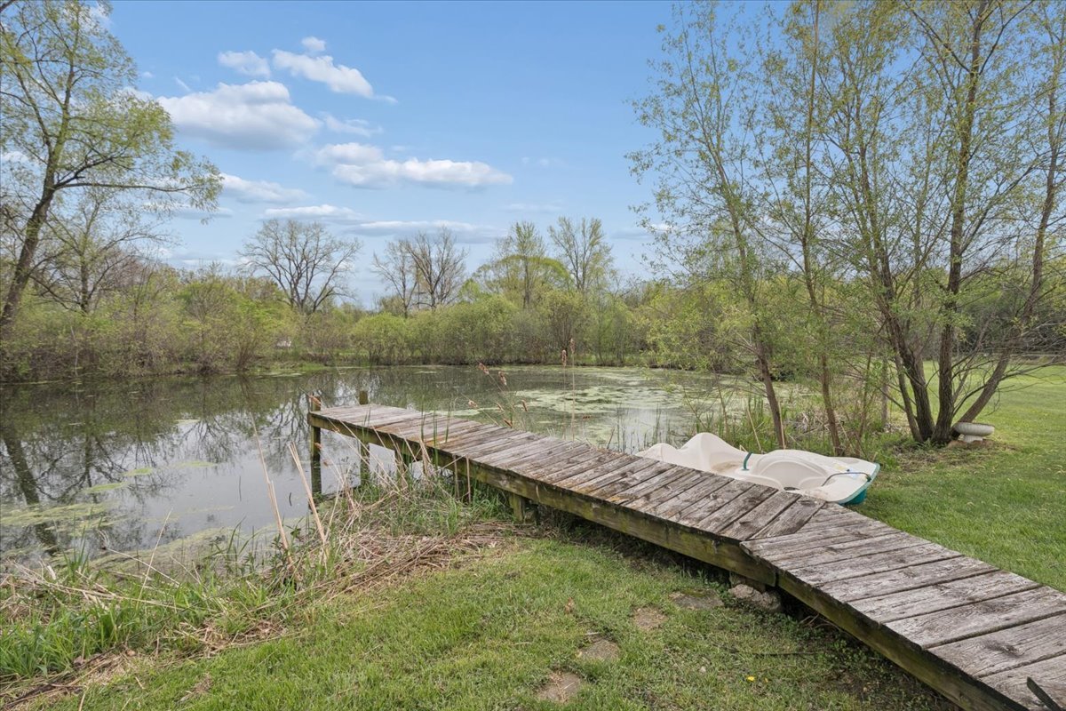 26701 W Karen Drive, Wauconda, IL 60084