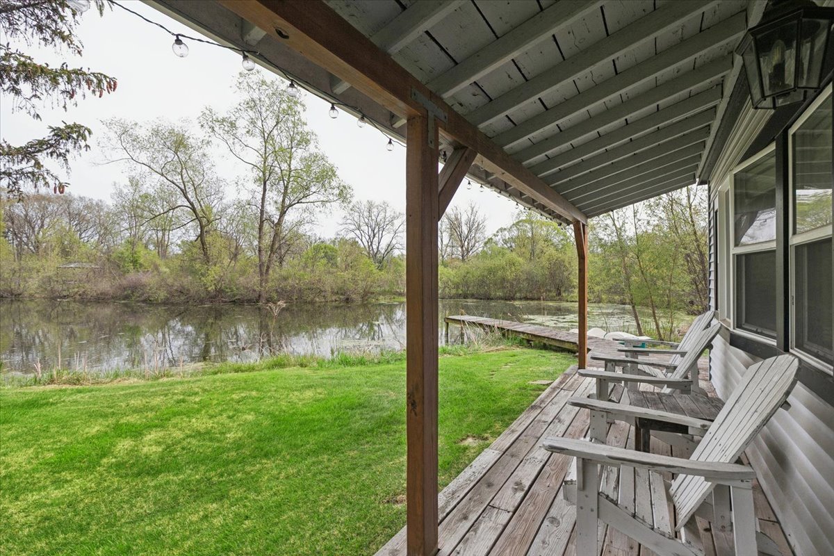 26701 W Karen Drive, Wauconda, IL 60084