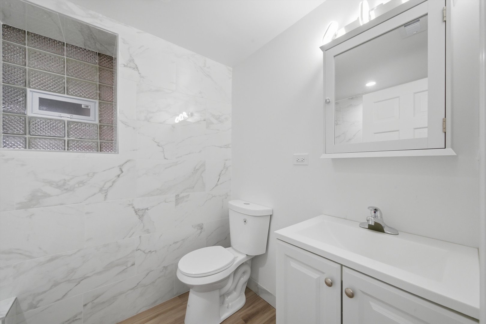 4532 W Maypole Avenue, Chicago, IL 60624