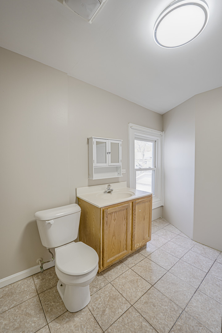 371 Cedar Street #371, Aurora, IL 60506