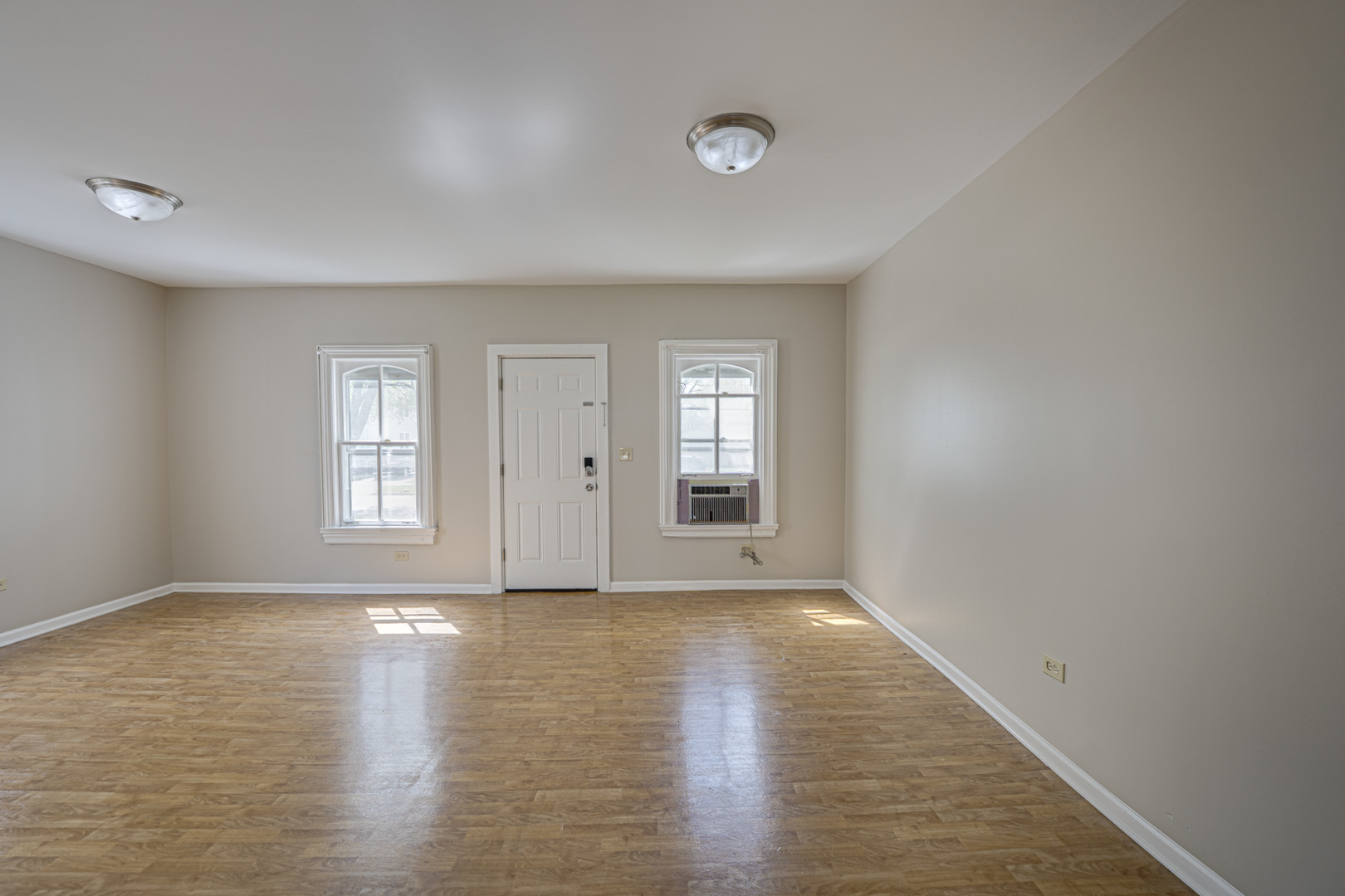 371 Cedar Street #371, Aurora, IL 60506