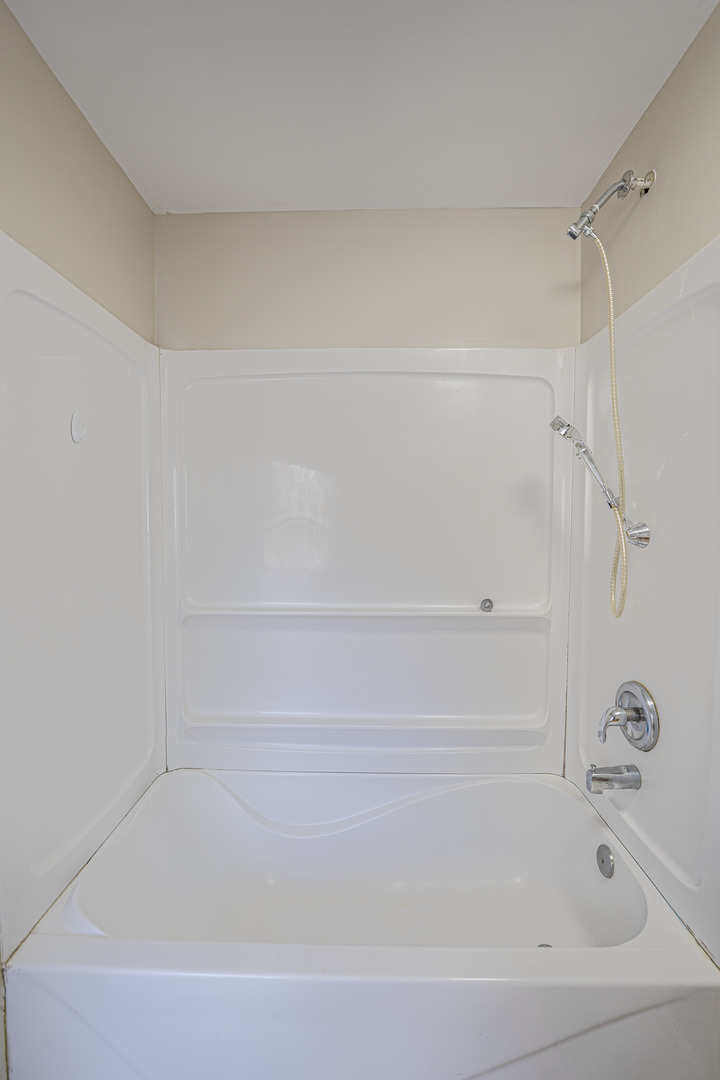 371 Cedar Street #371, Aurora, IL 60506