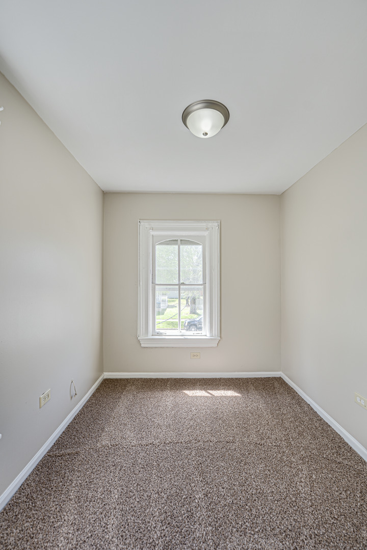 371 Cedar Street #371, Aurora, IL 60506