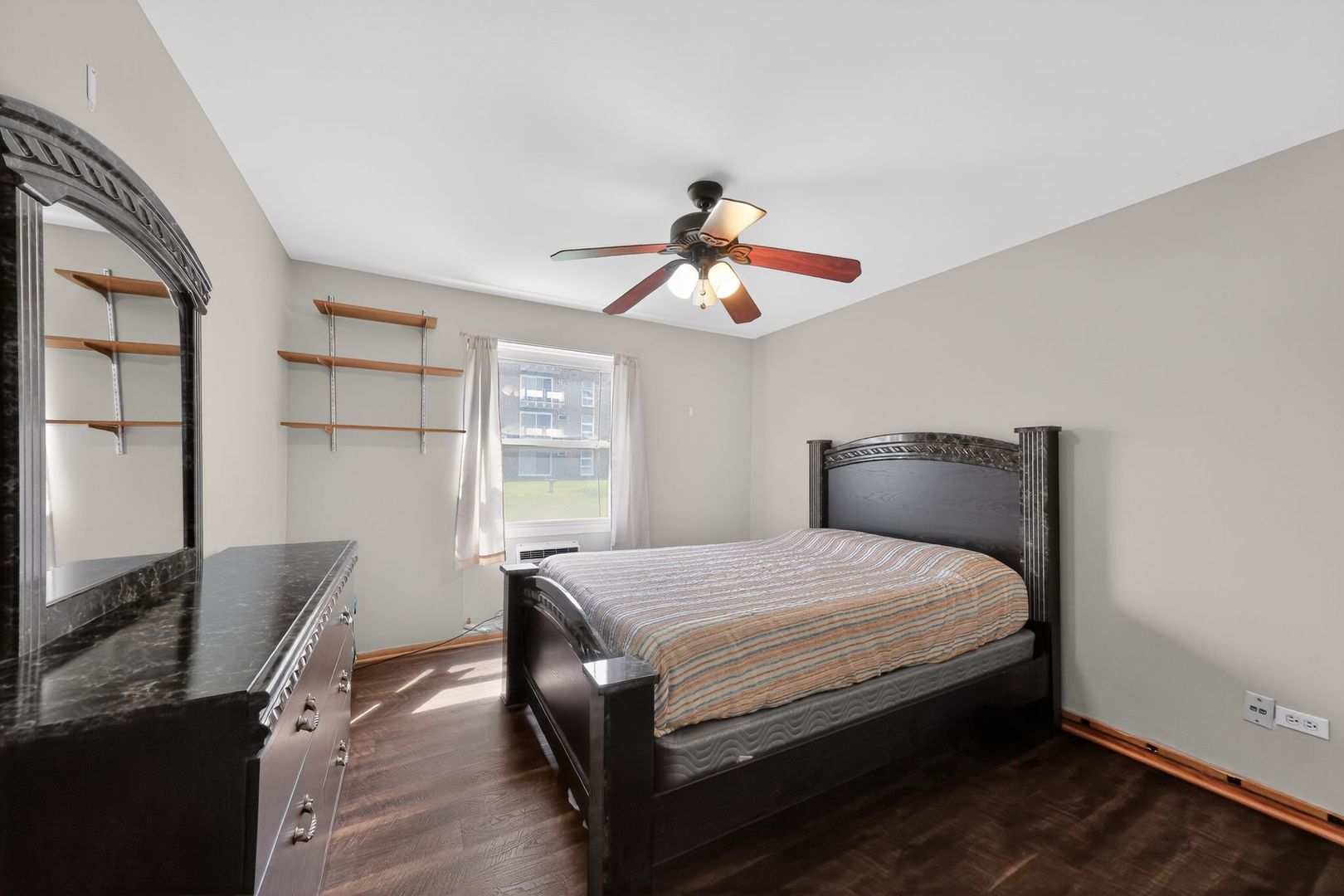 7225 W Higgins Avenue #103, Chicago, IL 60656