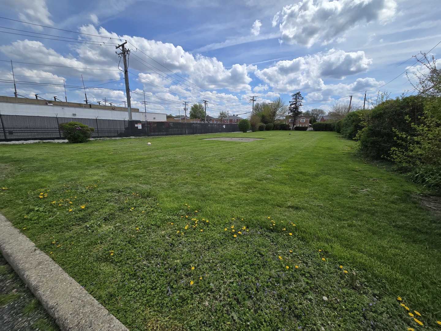 7225 W Higgins Avenue #103, Chicago, IL 60656