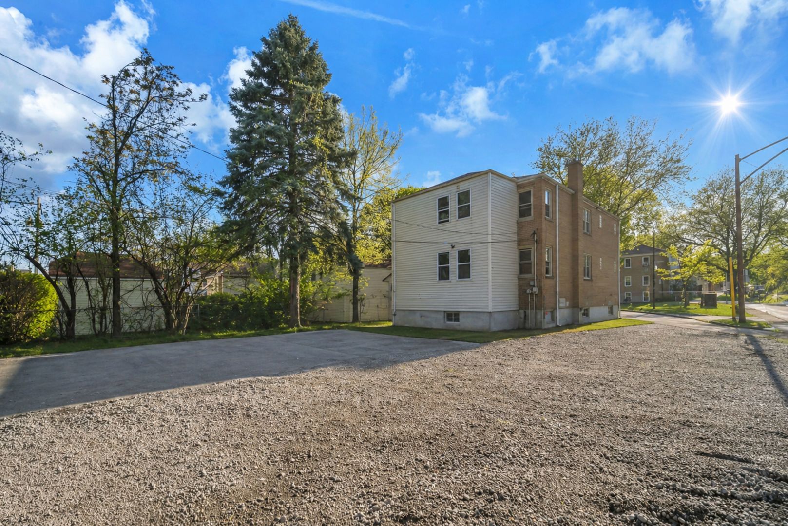 3257 N Kostner Avenue, Chicago, IL 60641