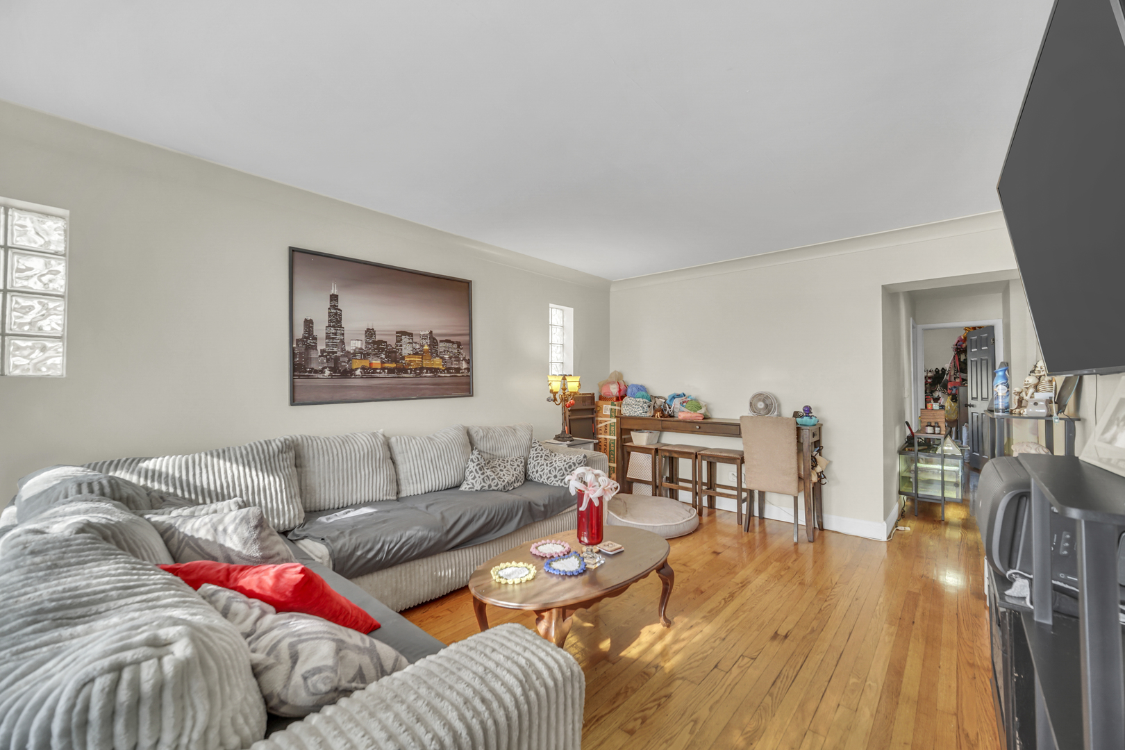 3257 N Kostner Avenue, Chicago, IL 60641
