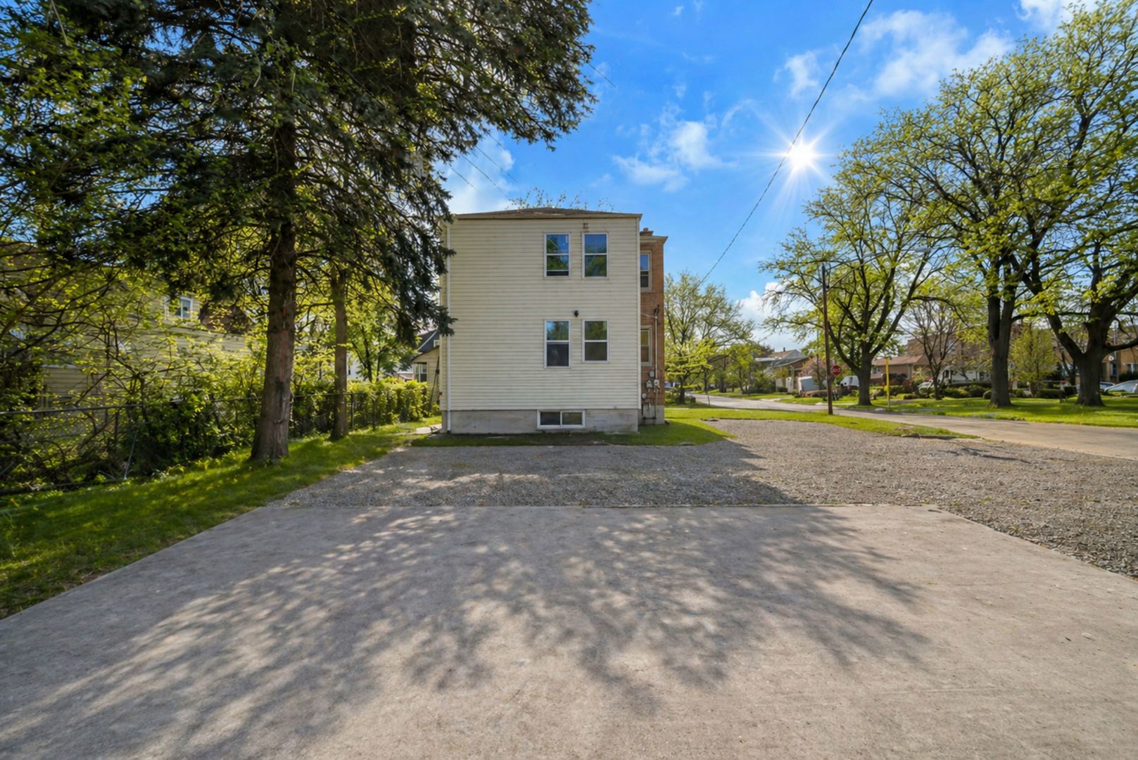 3257 N Kostner Avenue, Chicago, IL 60641