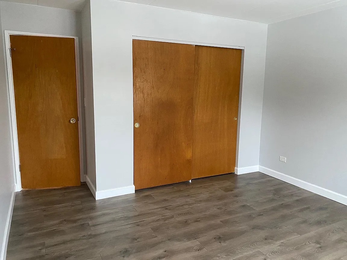 Arlington Heights, IL 60004