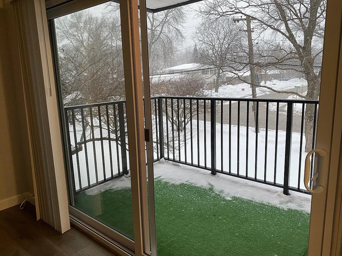 Arlington Heights, IL 60004