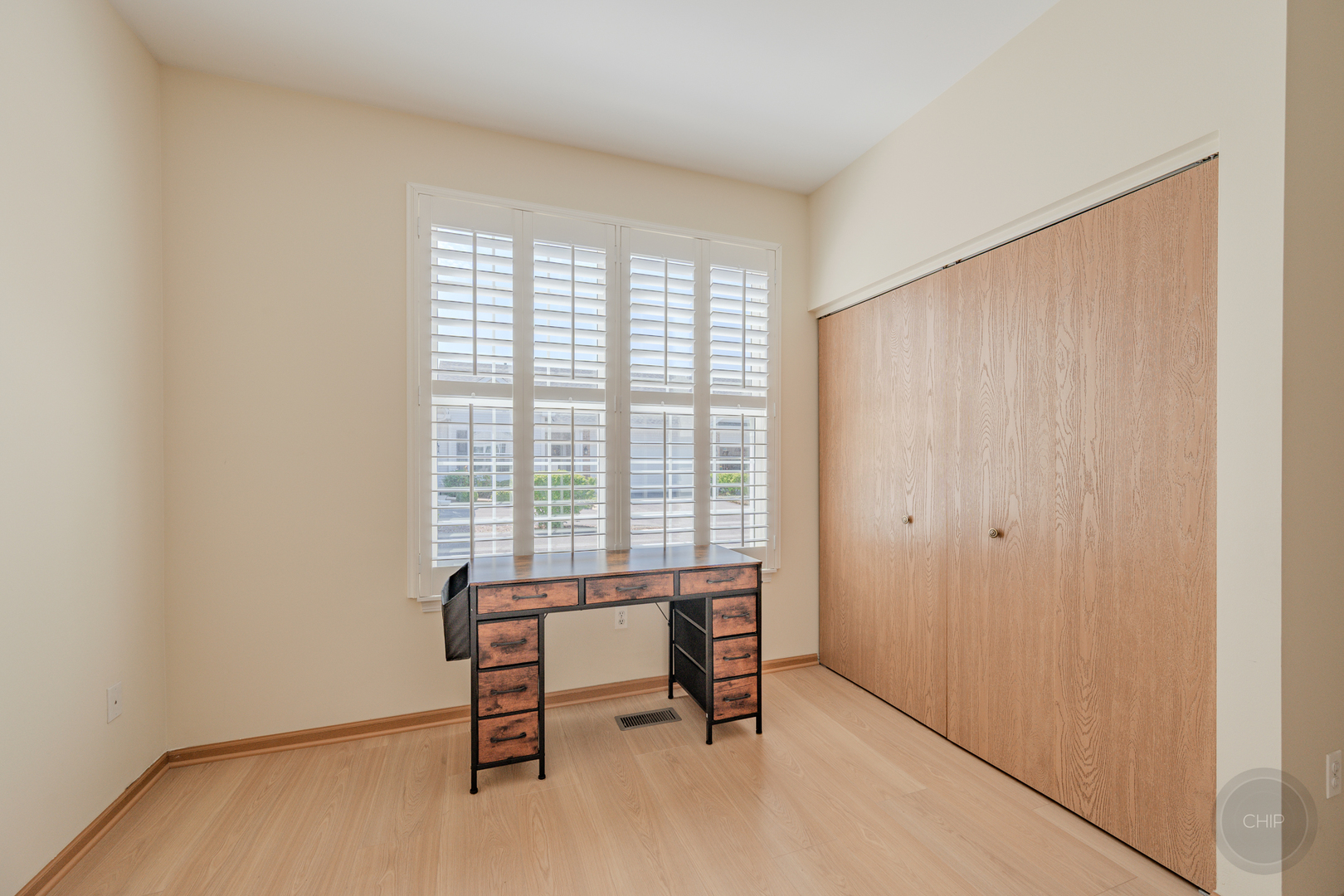 1577 W Ludington Circle, Romeoville, IL 60446