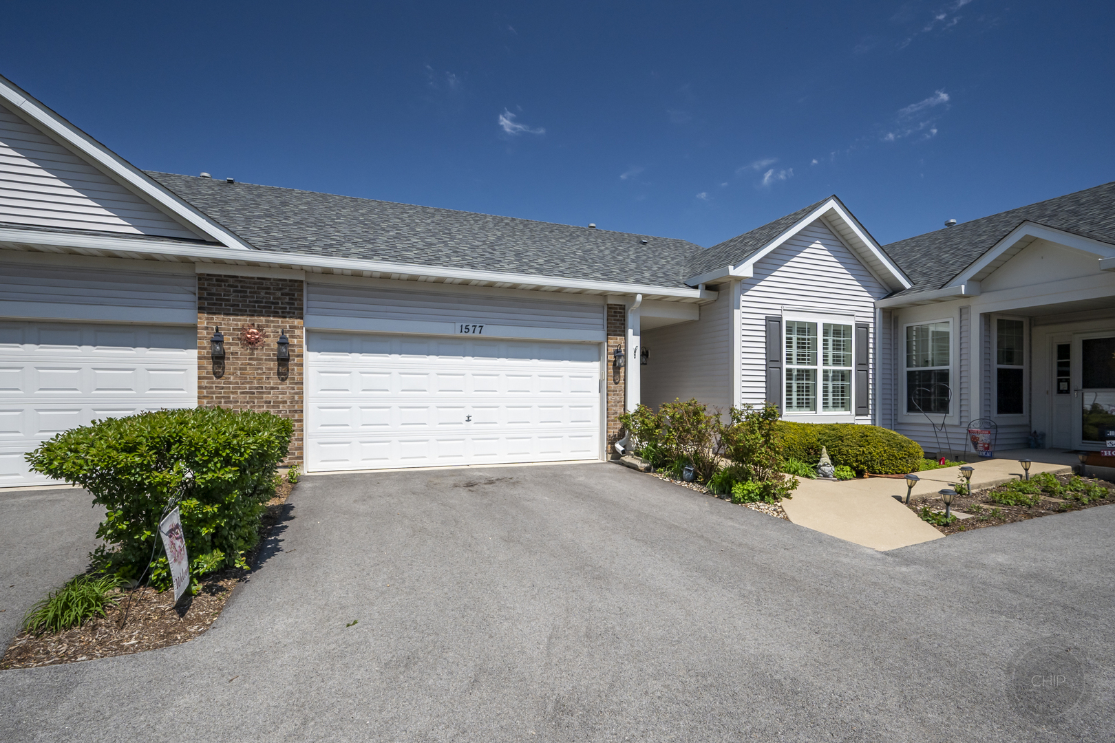 1577 W Ludington Circle, Romeoville, IL 60446