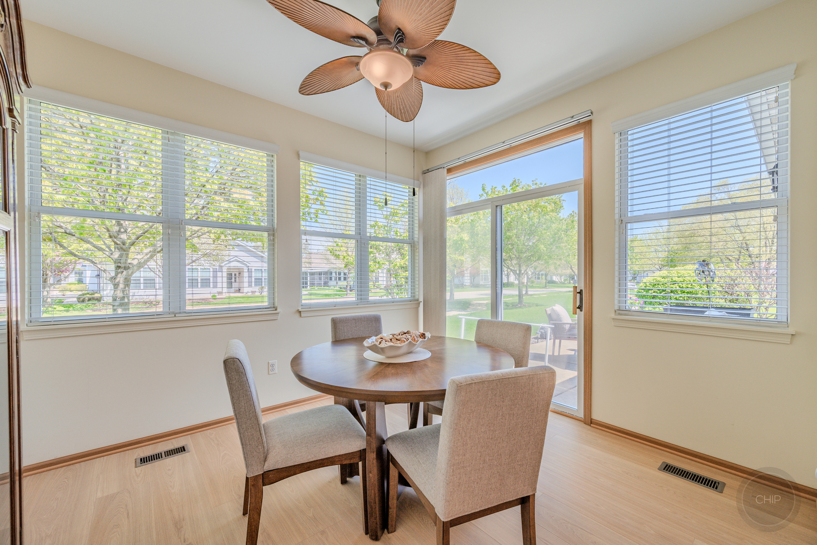 1577 W Ludington Circle, Romeoville, IL 60446