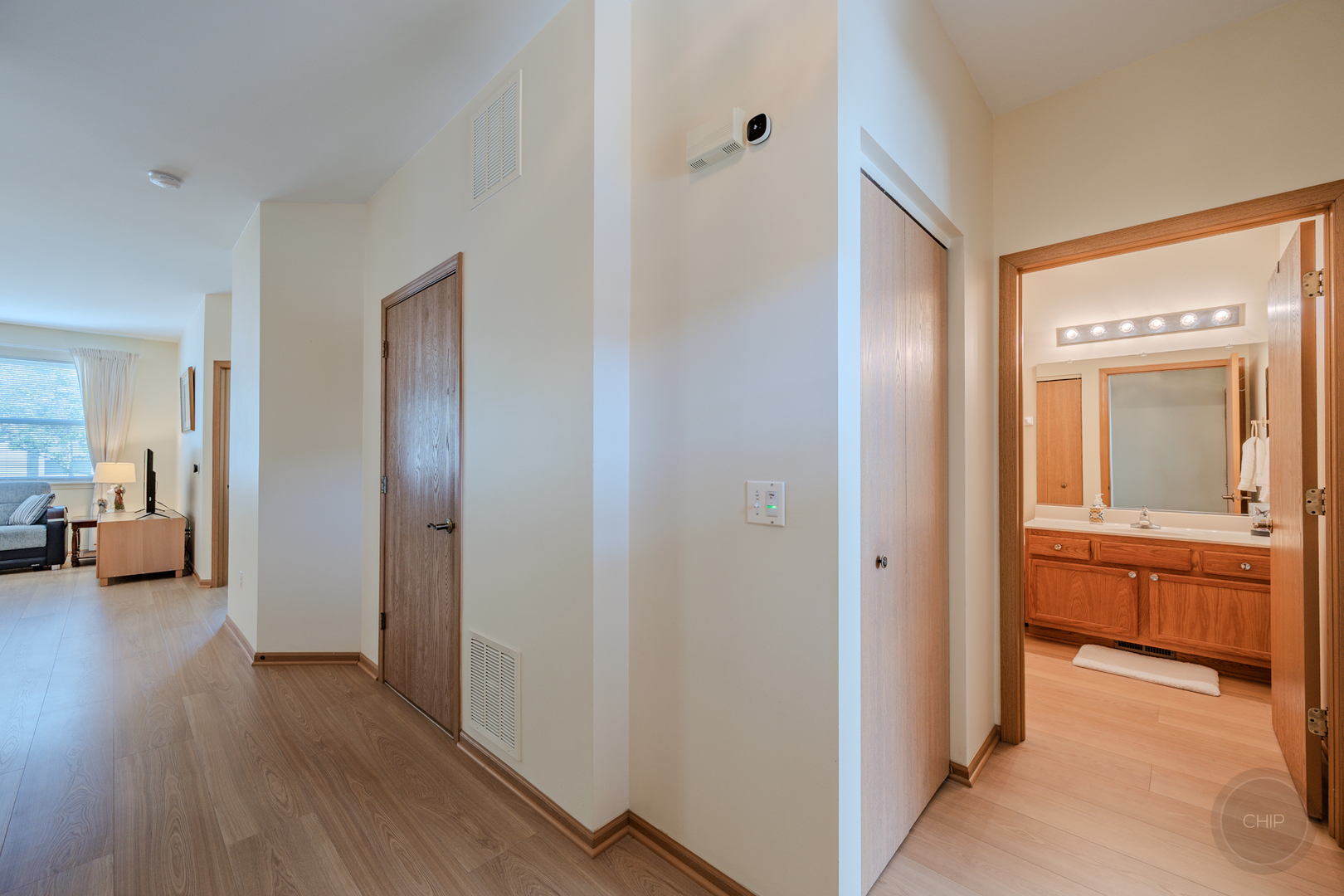 1577 W Ludington Circle, Romeoville, IL 60446