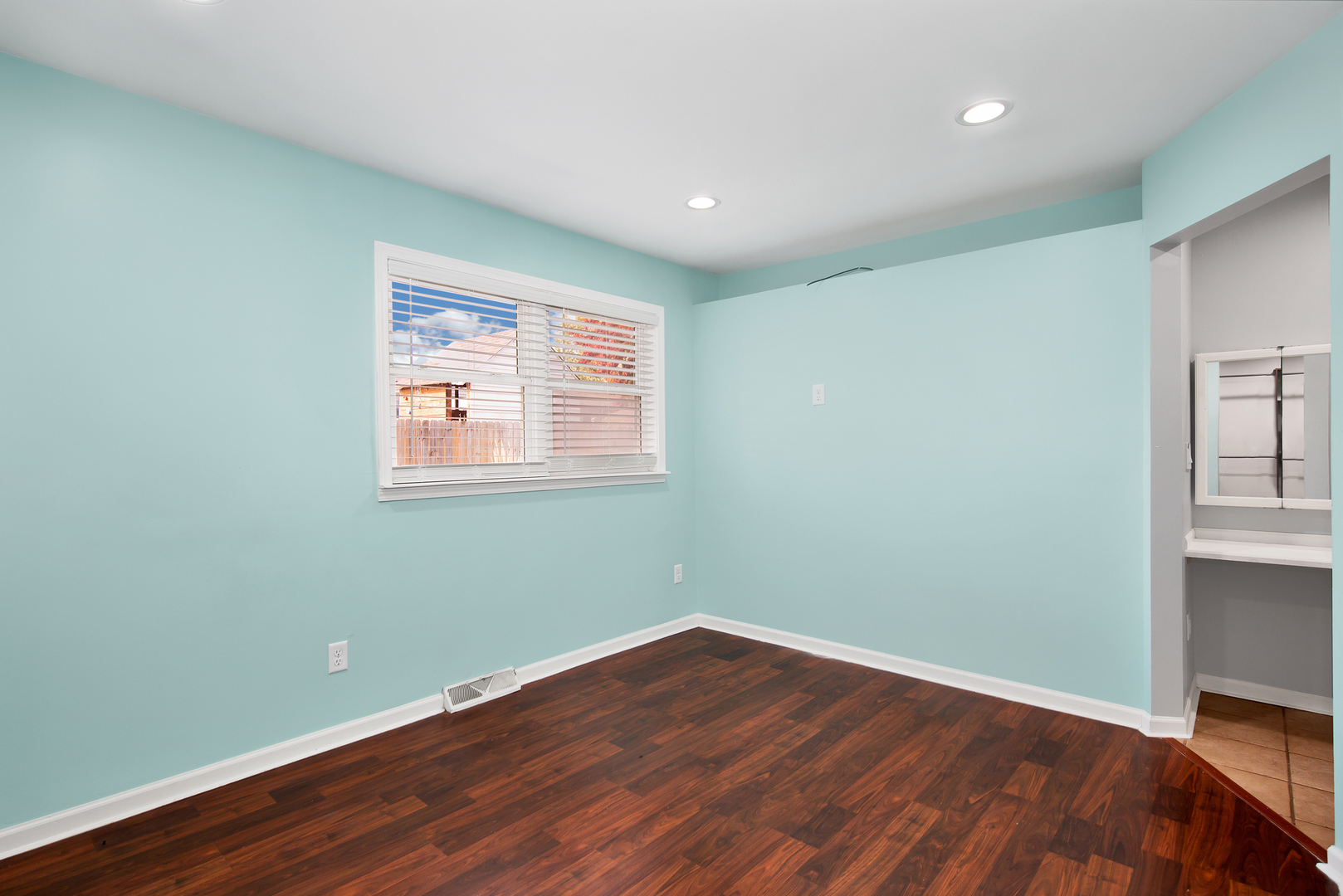 1013 Stonegate Road, New Lenox, IL 60451