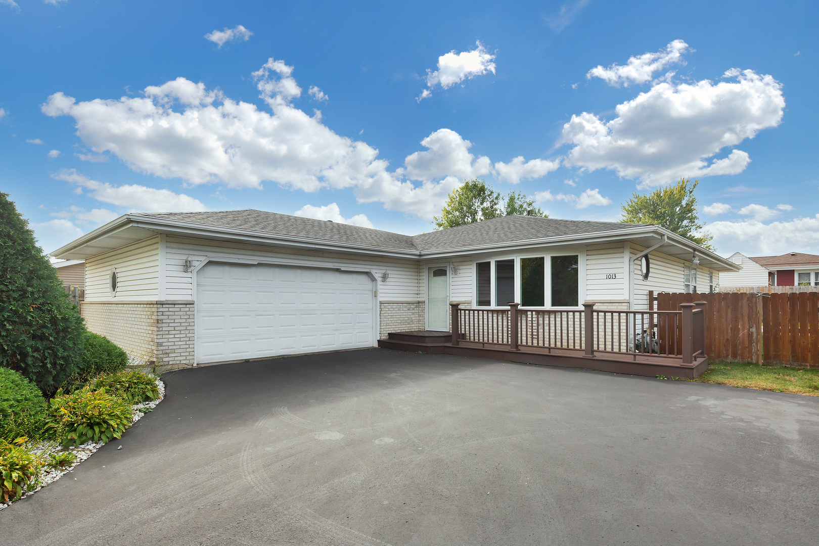 1013 Stonegate Road, New Lenox, IL 60451