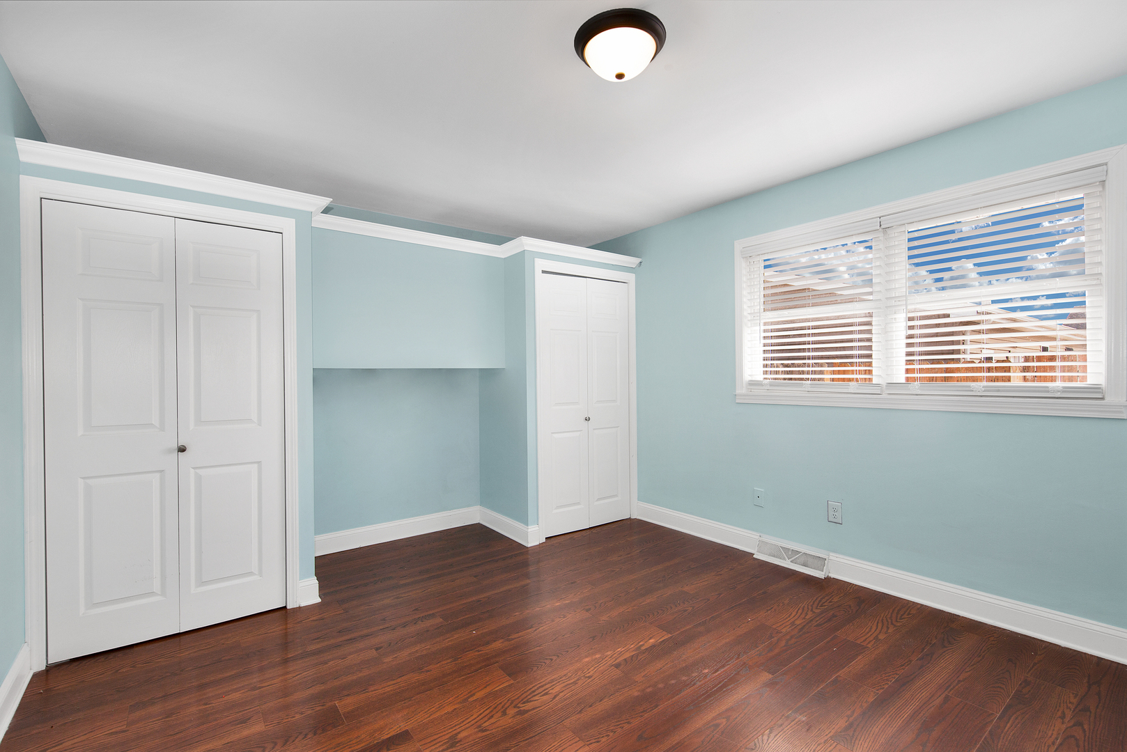 1013 Stonegate Road, New Lenox, IL 60451