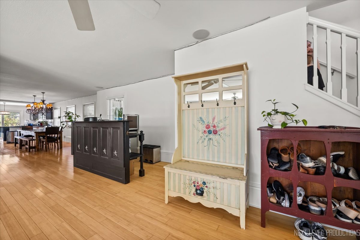 83 N Park Boulevard, Glen Ellyn, IL 60137